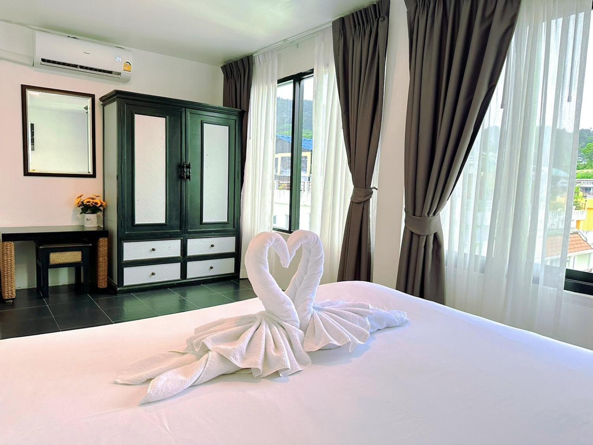 Hotel Baya Phuket Patong Szoba fotó